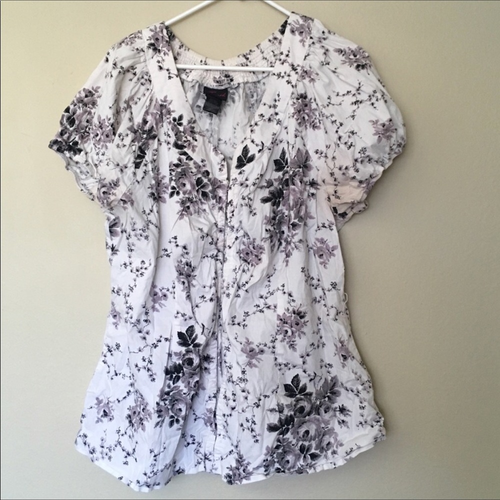 Torrid floral blouse